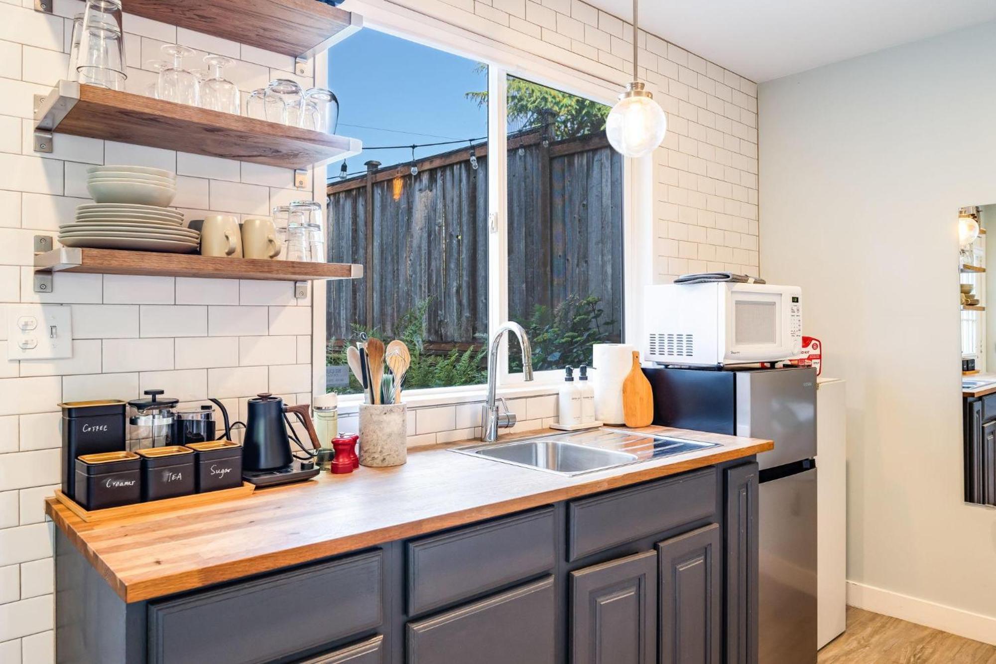 Ballard Cozy Holiday home *